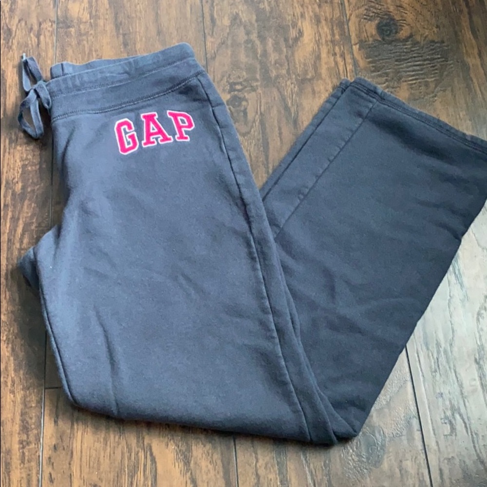 GAP sweatpants